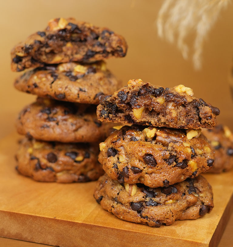 Walnut Chocolate Chip Soft Cookies (±100g) - Image 2